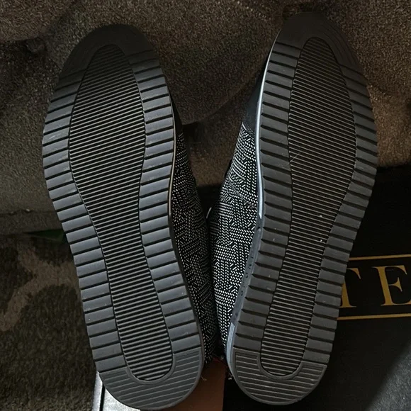 Men Geometric Print Metal Decor Lace-up Front Oxford Shoes - Picture 4 of 4